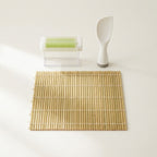 Coffret Sushi maison Dogou, makisu bambou 27x27, shamoji Tsubame et découpeur à nori manuel