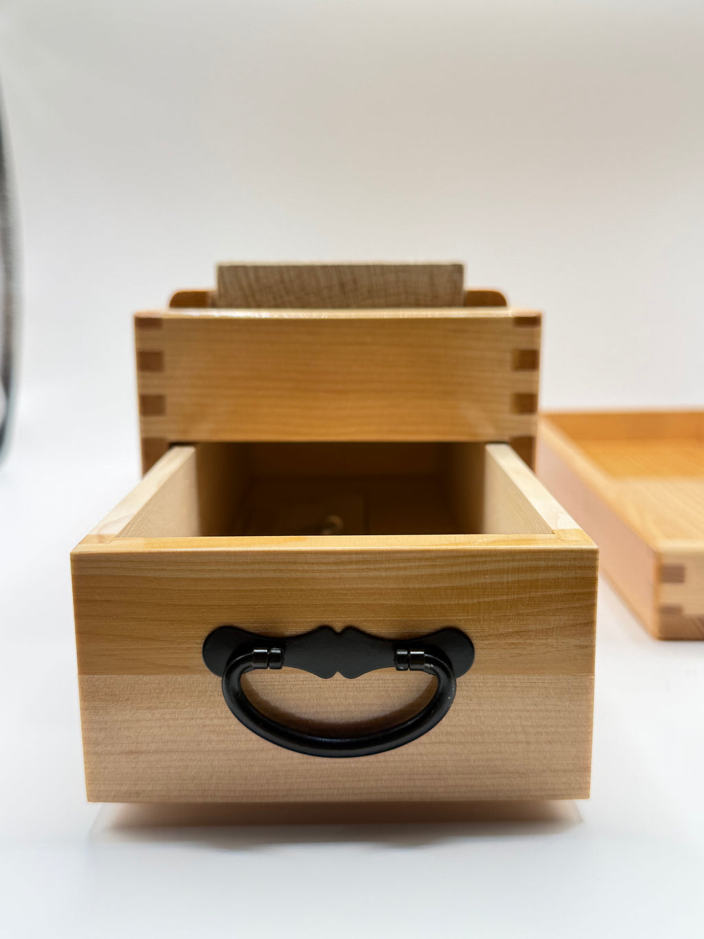 Katsuobushi dried bonito grater
