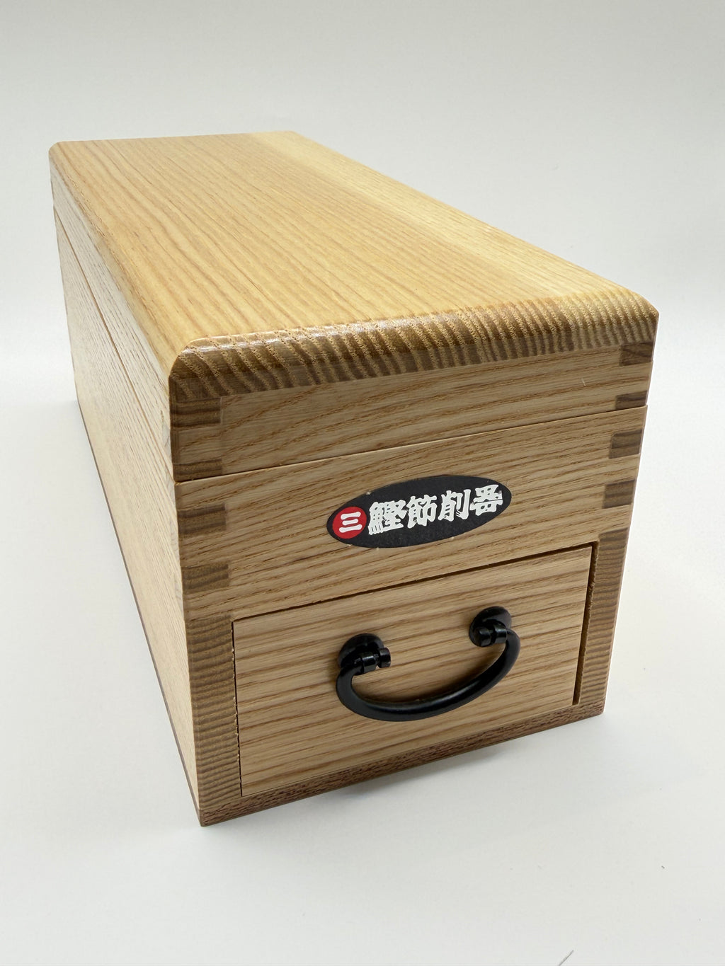 Katsuobushi dried bonito grater