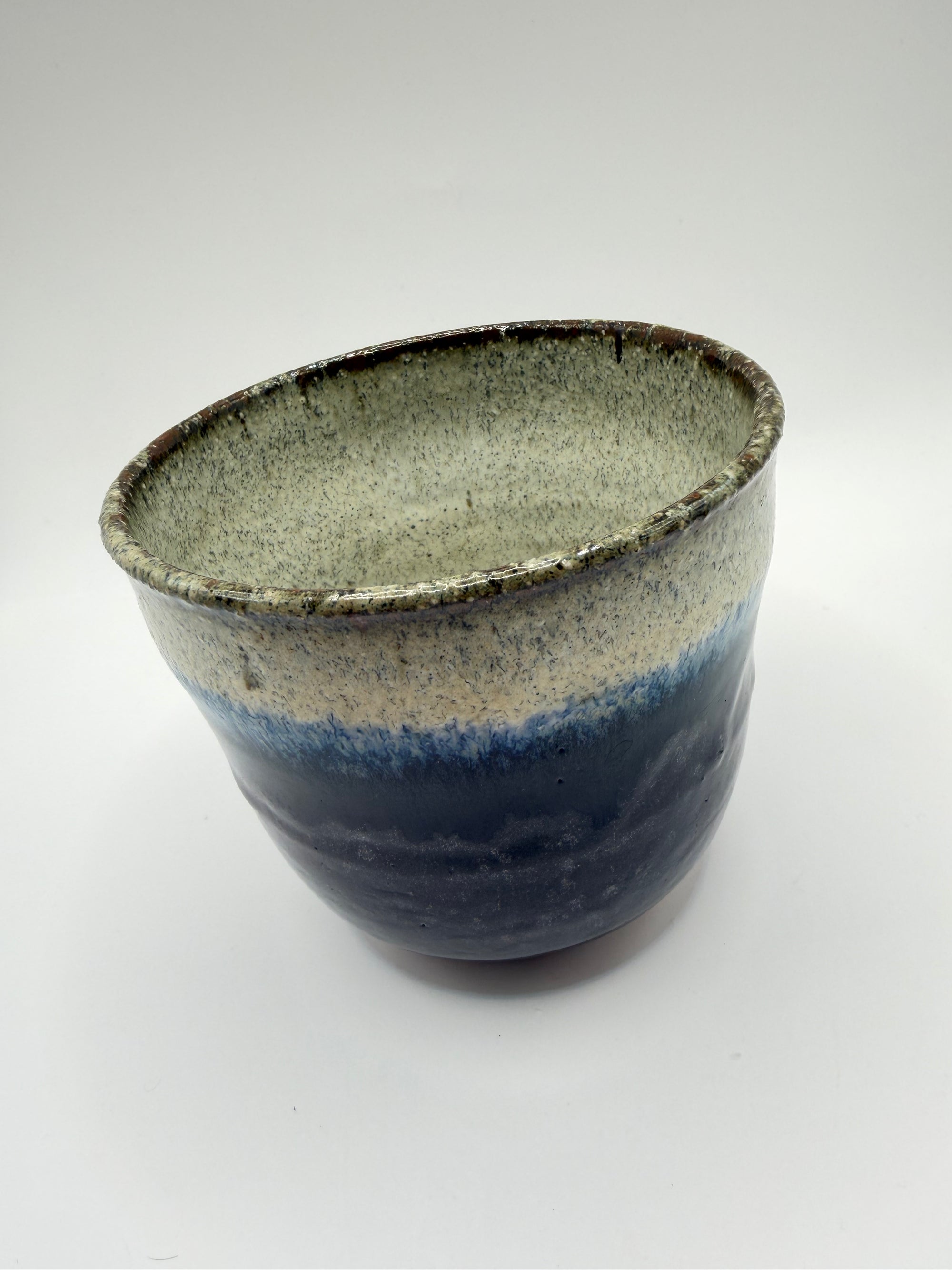 Tasse grès glaçure dégradée bleue