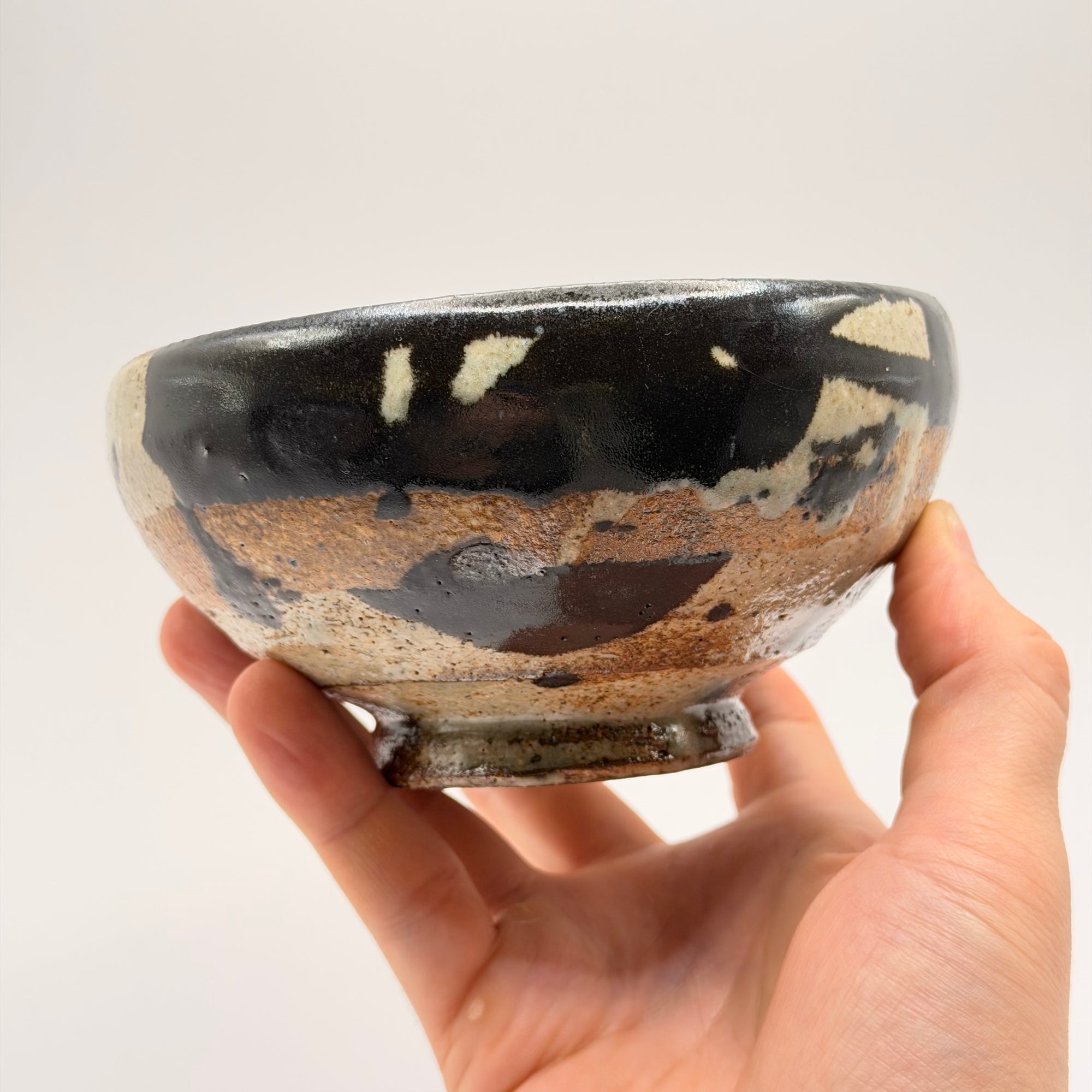 Bol à Matcha Noir et Blanc, Glaçure Contrastée