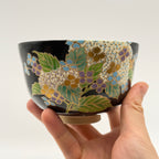 Bol à Matcha Décor Hortensias Dorés sur Fond Noir