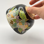 Bol à Matcha Décor Hortensias Dorés sur Fond Noir