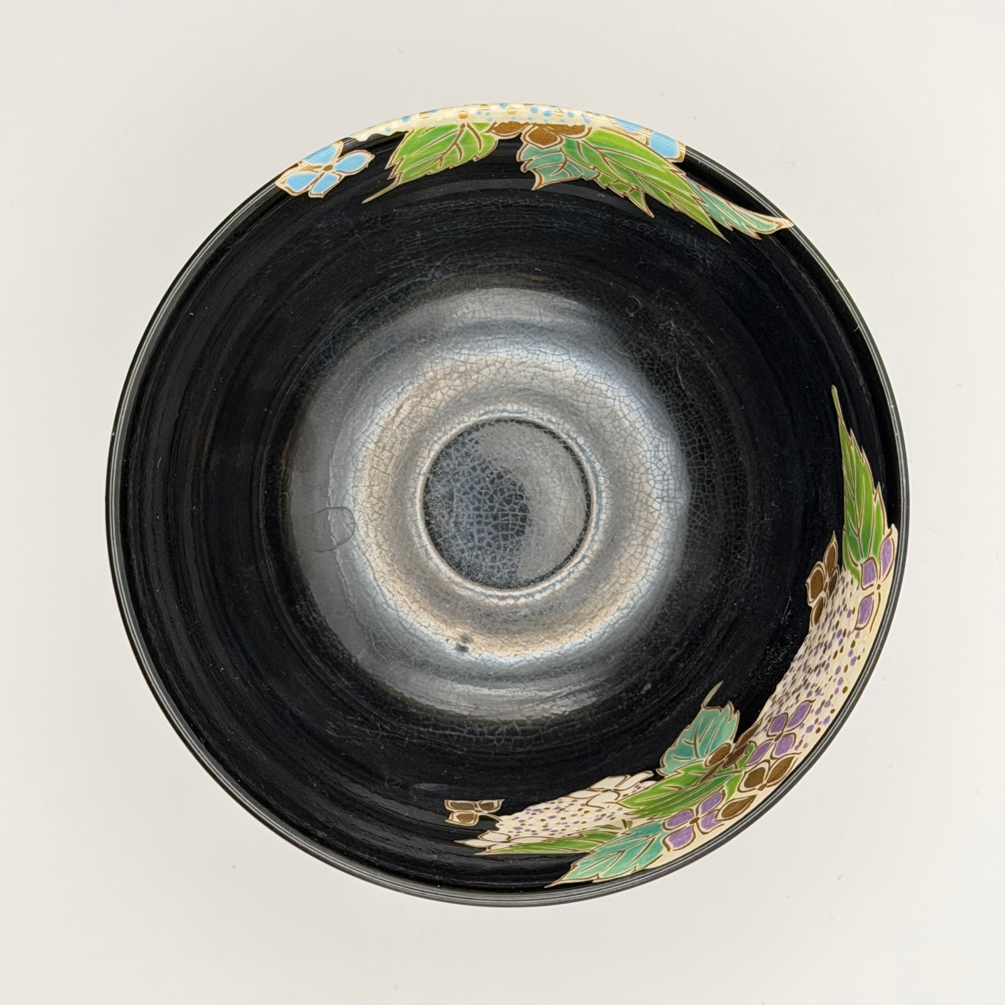 Bol à Matcha Décor Hortensias Dorés sur Fond Noir