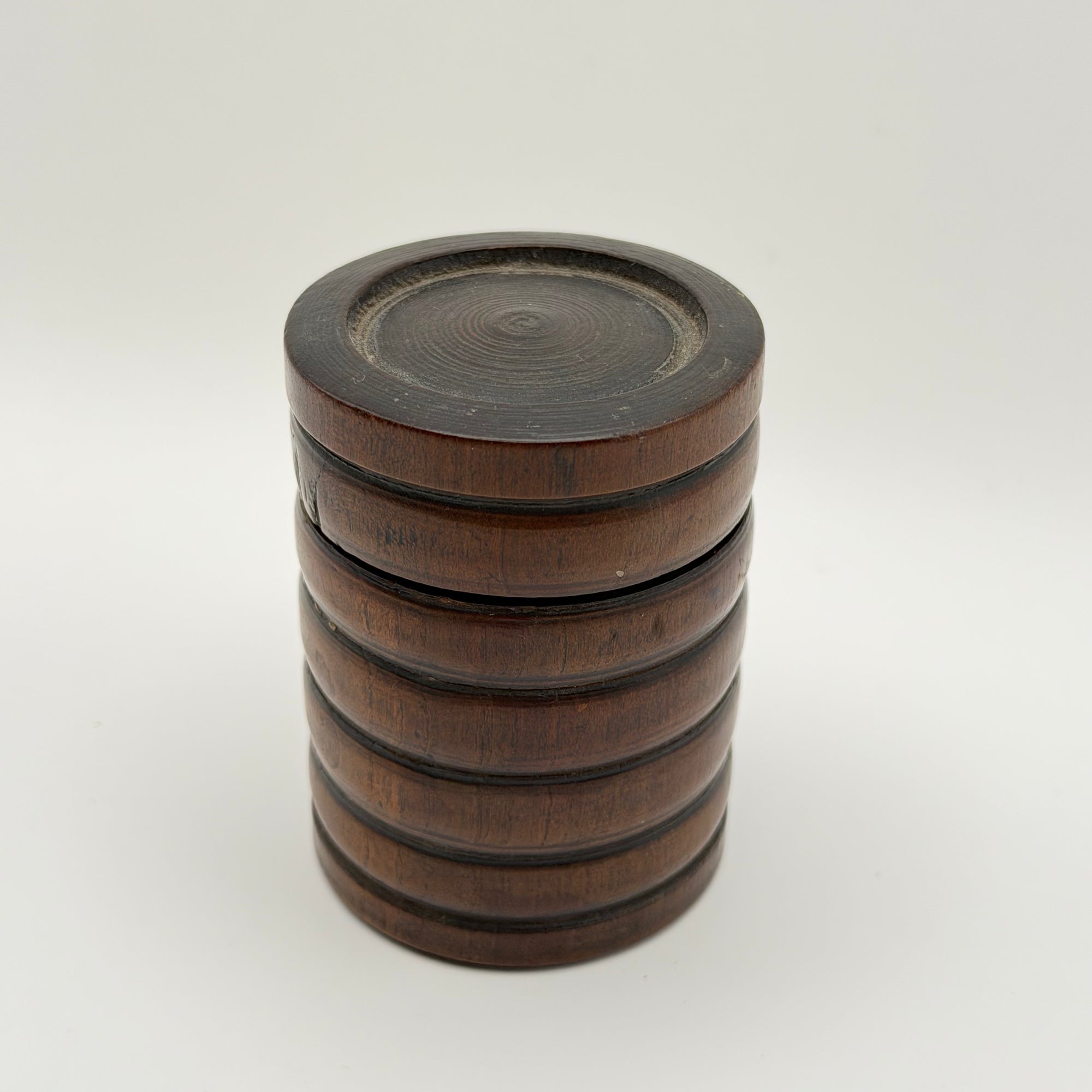 Pot à Matcha en Bois Tourné, Forme Annelée