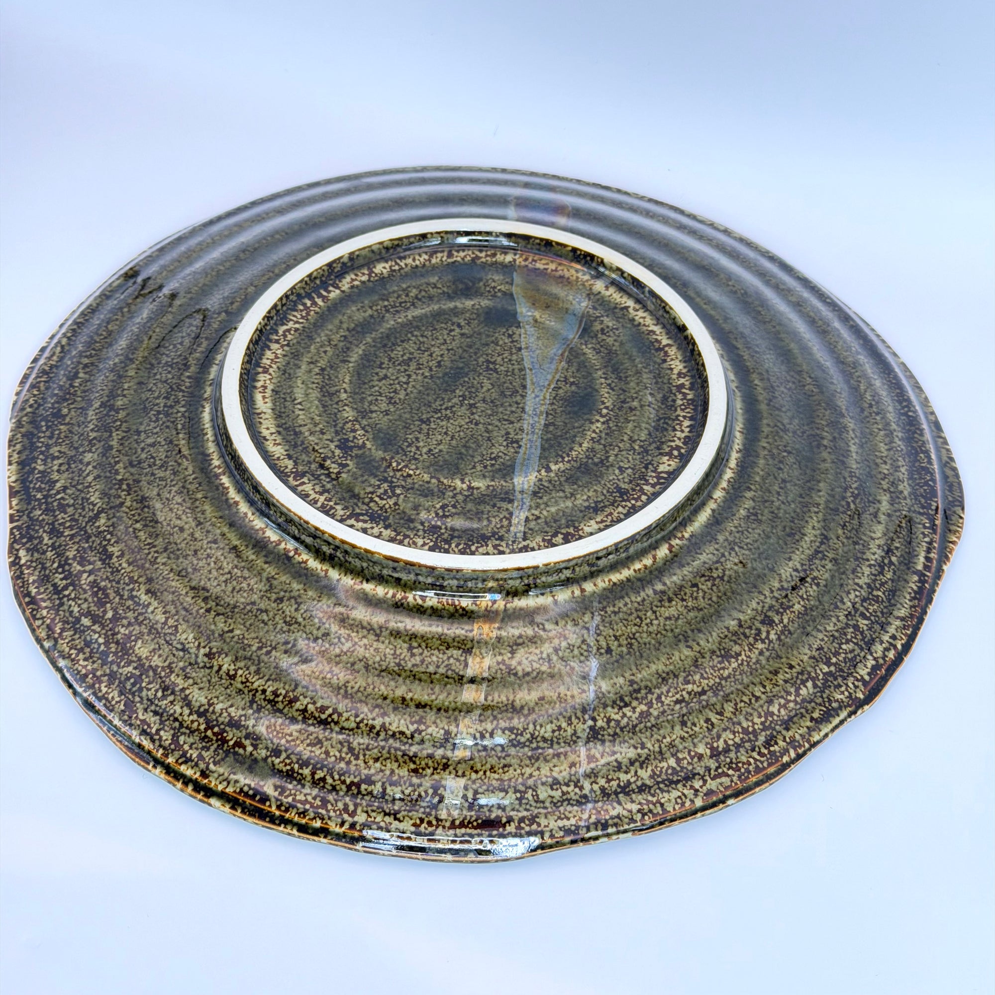 Grande assiette Kaki