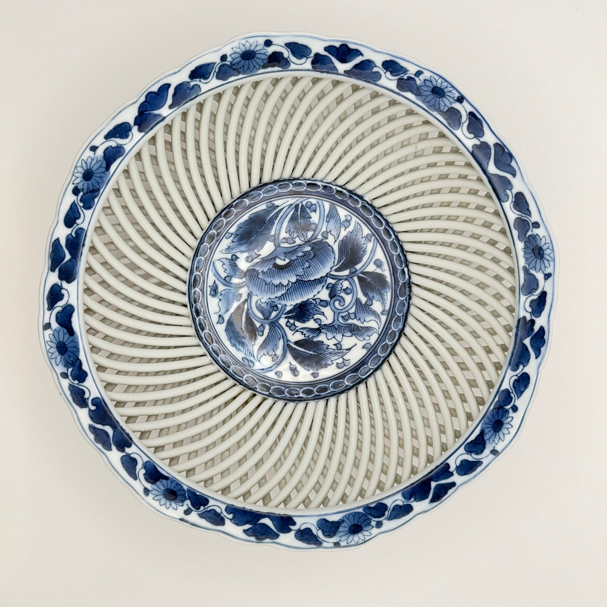 Coupe Ajourée Sukashi